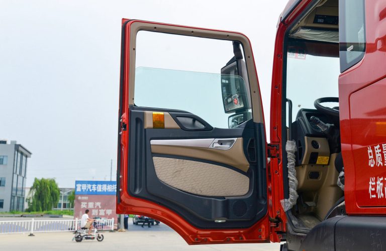 HOWO TX 430HP 6X4 Dump Truck - Reliable Power for Heavy Hauling