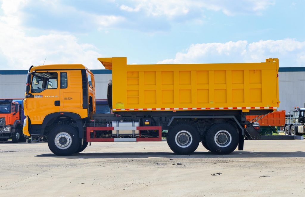 HOWO TX 400HP 6X4 Dump Truck with 6.3m Rear-Dump Cargo Box