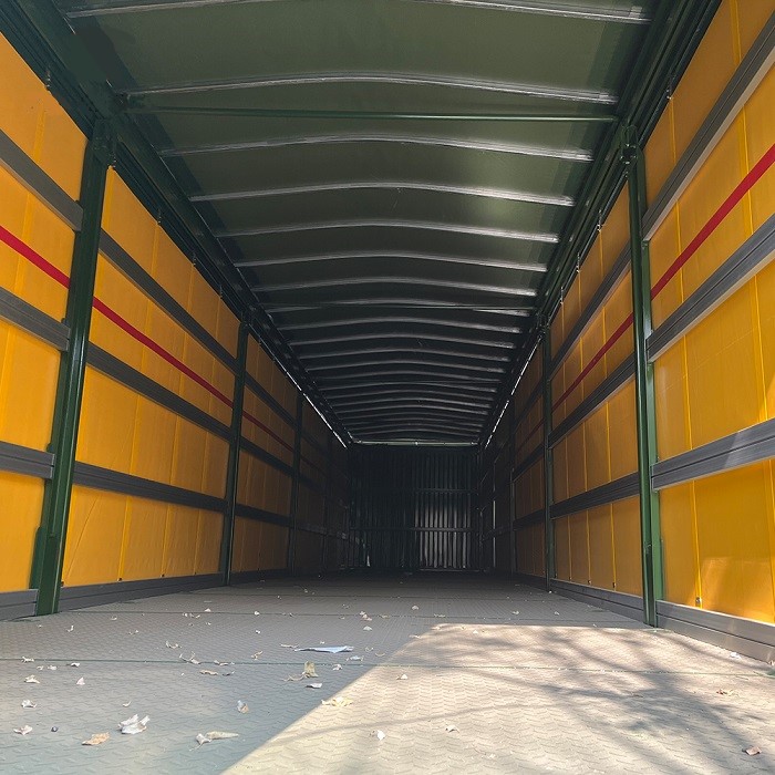 3 axle 40ft van box curtain side trailer for general freight and cargo transport