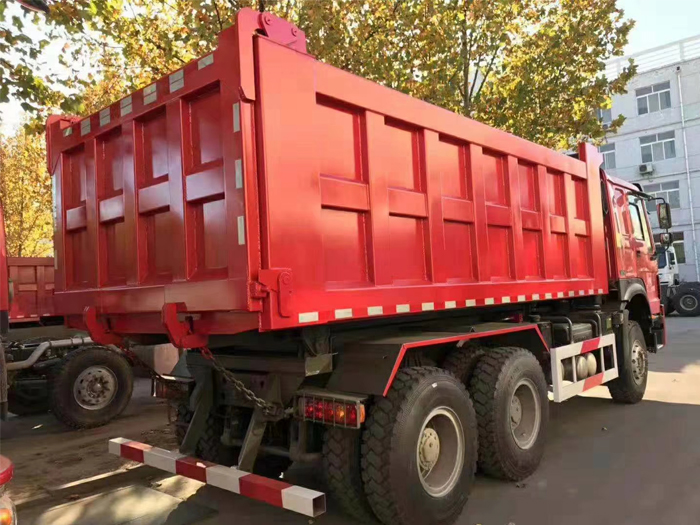 HOWO 336HP 6X4 5.6m Dump Truck - Reliable Hauling for Heavy Duty Projects