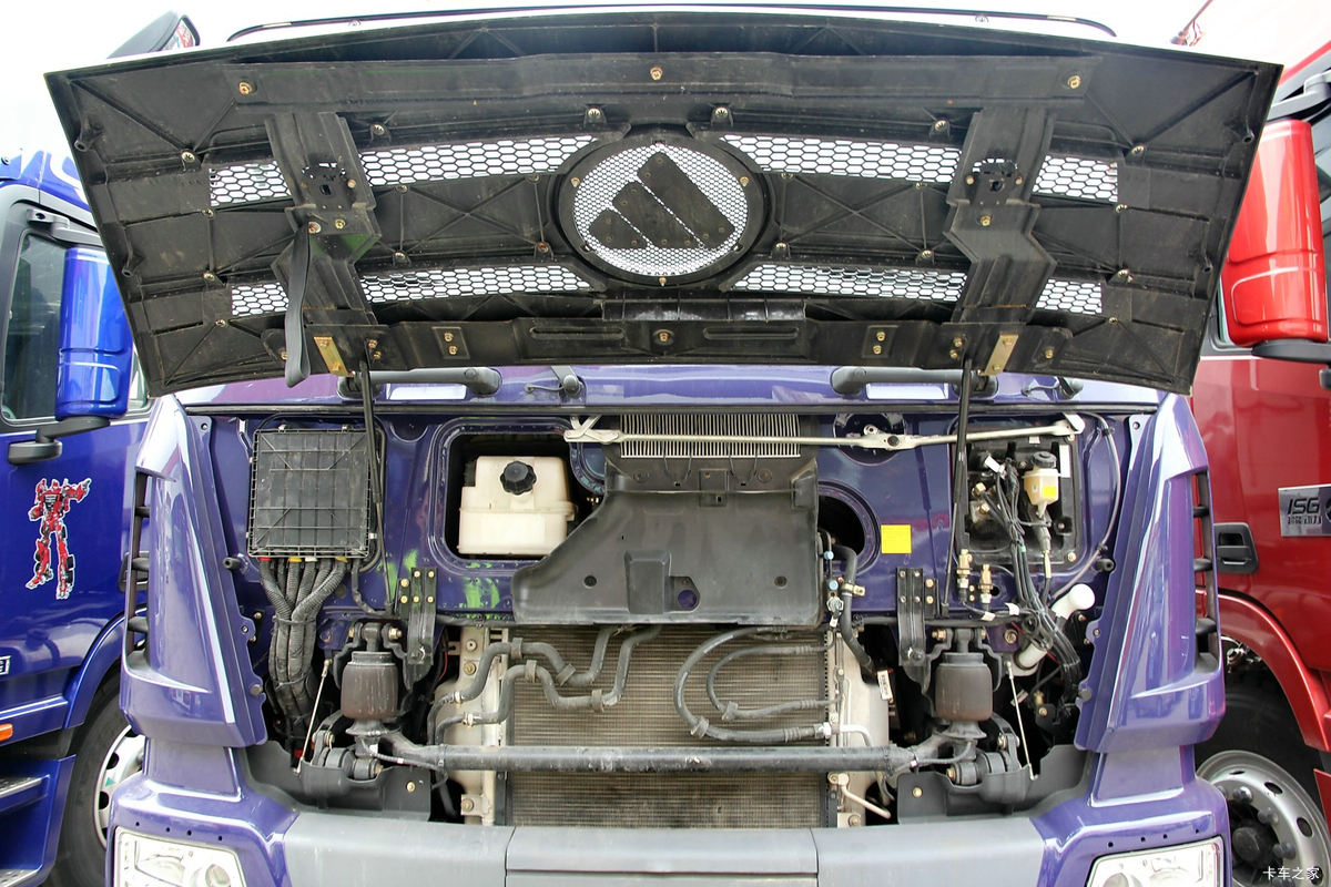 Foton Auman GTL 380HP 4x2 diesel tractor truck for logistics transport