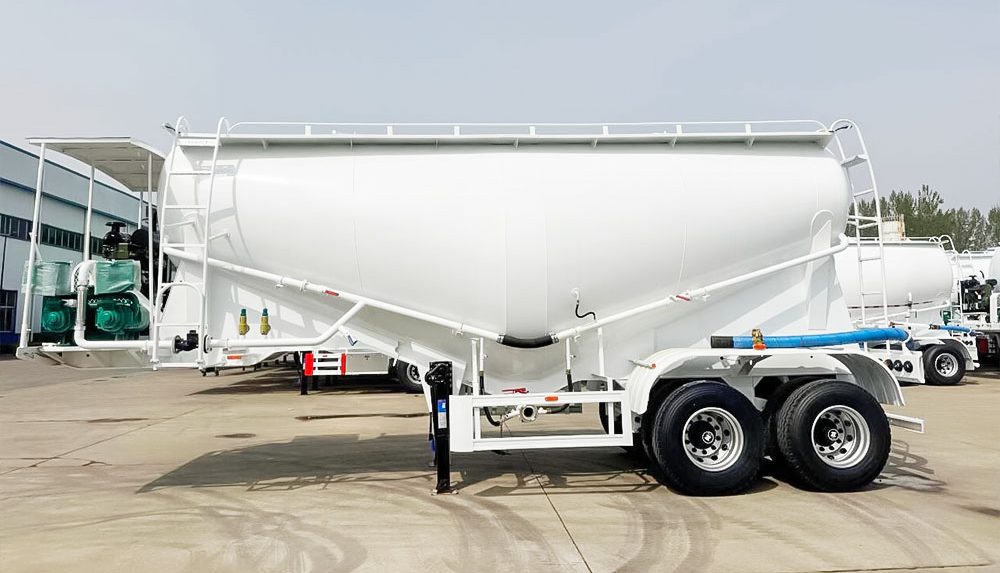 Heavy-duty 2-axle cement powder trailer with 24m³ V-shaped tank and Q345B steel chassis