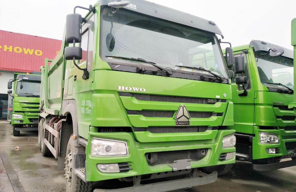 HOWO 380HP LNG 6X4 Dump Truck for Urban Construction and Mining
