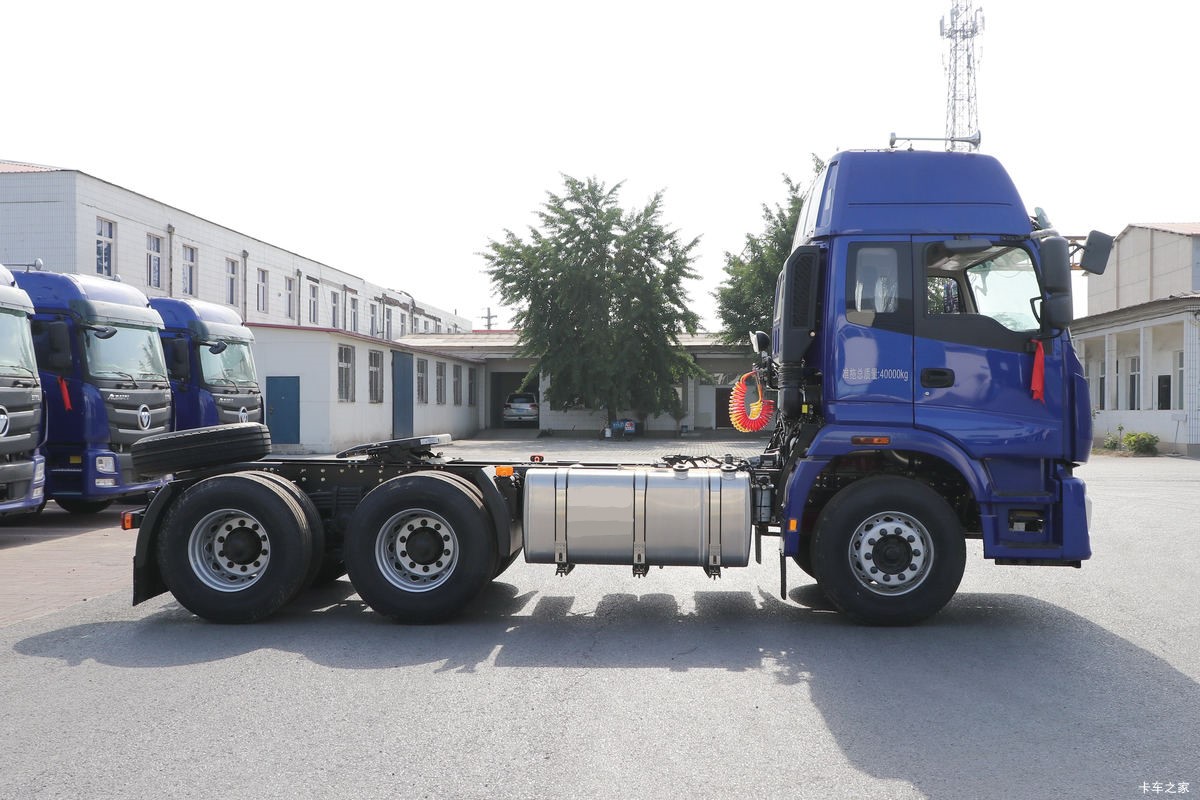 Foton Auman ETX 6 Series 400HP 6X4 Adventure Edition Tractor Truck