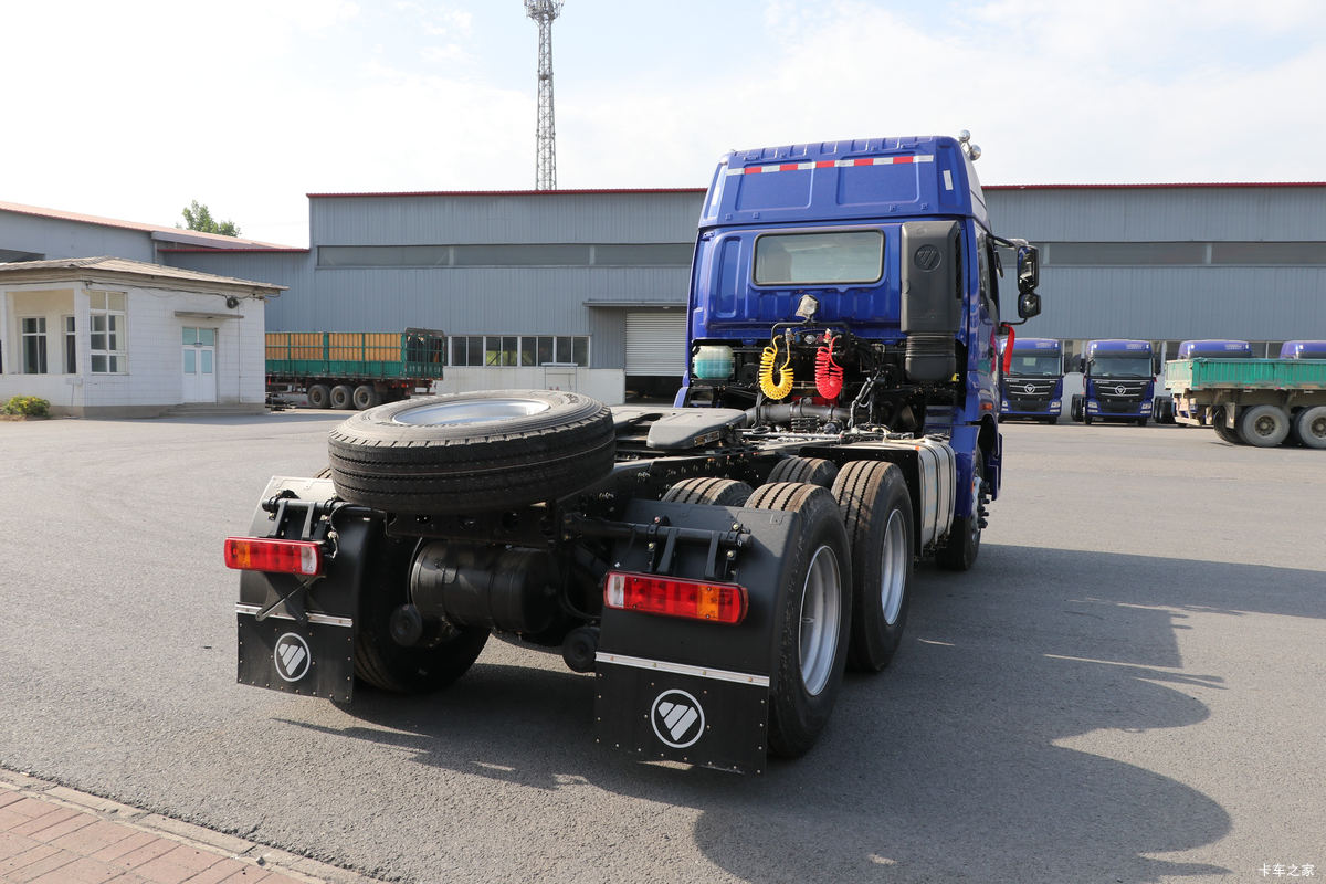 Foton Auman ETX 6 Series 400HP 6X4 Adventure Edition Tractor Truck