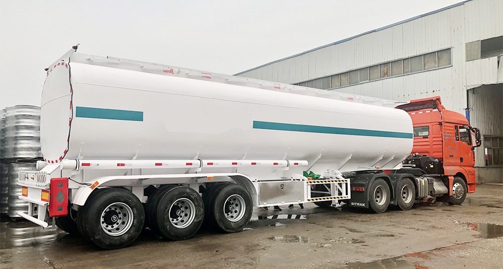 3 axle fuel tanker trailer made of carbon steel for diesel transport