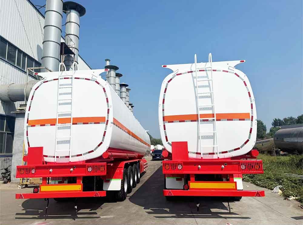 8Heavy-duty asphalt tank trailer with 80m³ insulated tank and 4×16T axles for hot bitumen transport