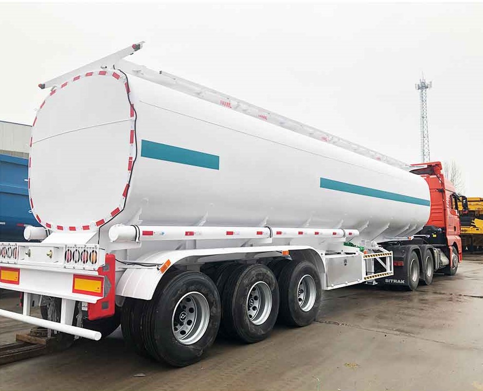 3 axle fuel tanker trailer made of carbon steel for diesel transport