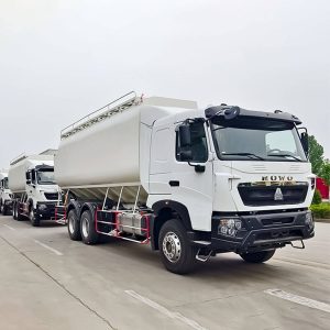 Feed Transport Truck Howo 30m³