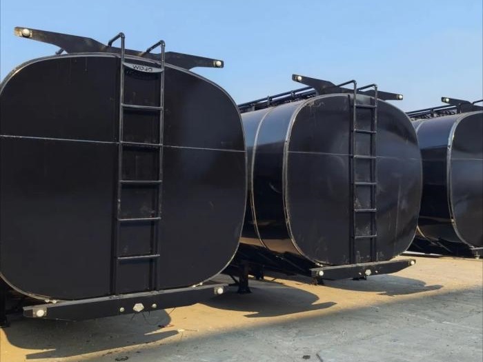 bitumen-tanker-truck-tractor-trailers (1)